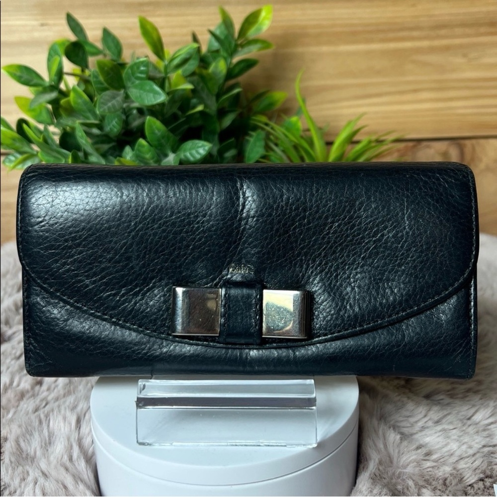 Chloe Black Leather Long Wallet with Metal Bow - Picture 3 of 8
